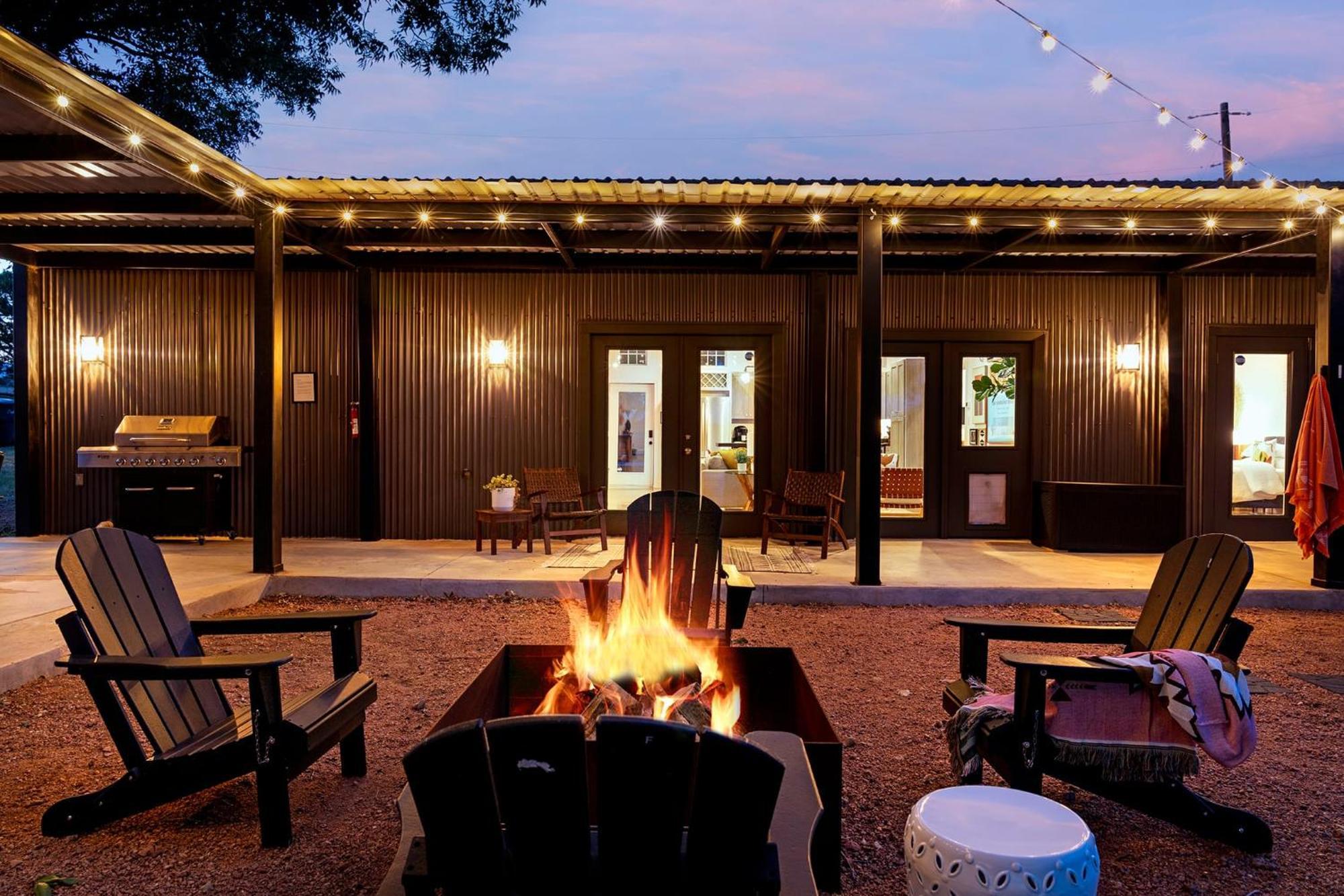 Container Haus Pet Friendly With Cowboy Pool Villa Fredericksburg Luaran gambar
