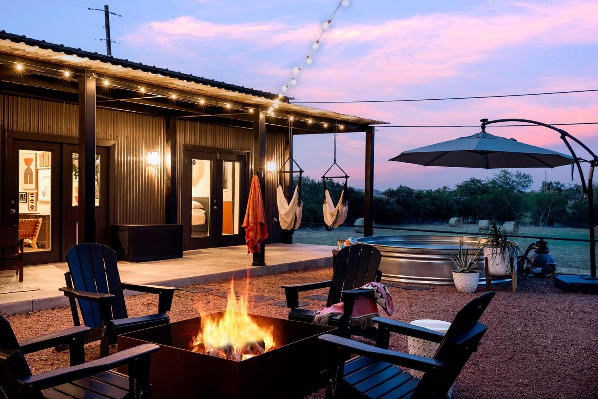 Container Haus Pet Friendly With Cowboy Pool Villa Fredericksburg Luaran gambar